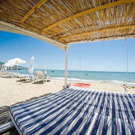 度假村 普瑞米尔堡美食全膳食度假村