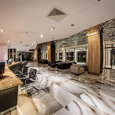 Üdülőközpont Premier Cuisine - Full Board 4*