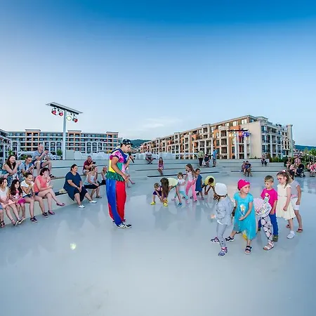 Complex Premier Cuisine - Full Board