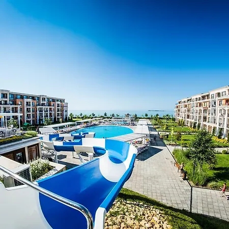 Üdülőközpont Premier Cuisine - Full Board 4*