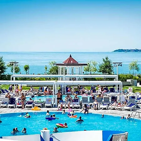 Resort Premier Cuisine - Full Board 4*