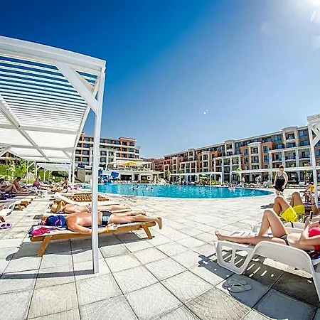 Premier Cuisine - Full Board Feriested 4*