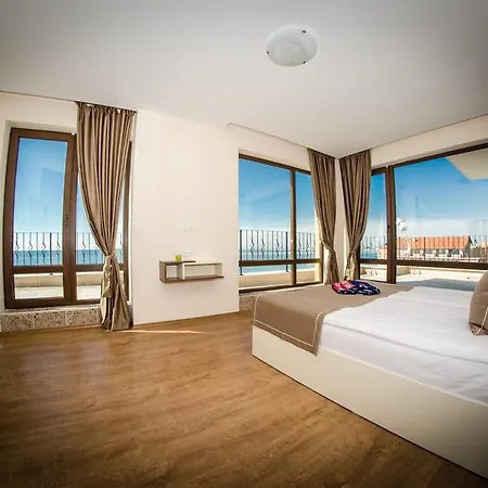 Premier Cuisine - Full Board 리조트 4*