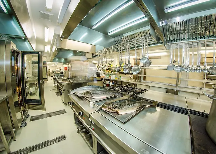 بريميير فورت كويزين - مع 3 وجبات