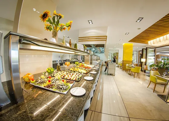 Premier Cuisine - Full Board Słoneczny Brzeg