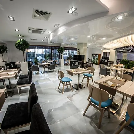 Feriested Premier Cuisine - Full Board 4*